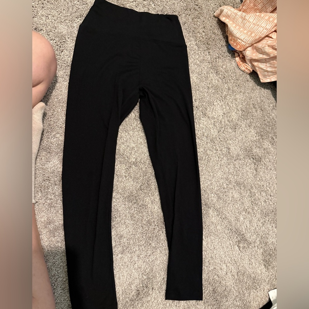 Black High-Waisted Leggings